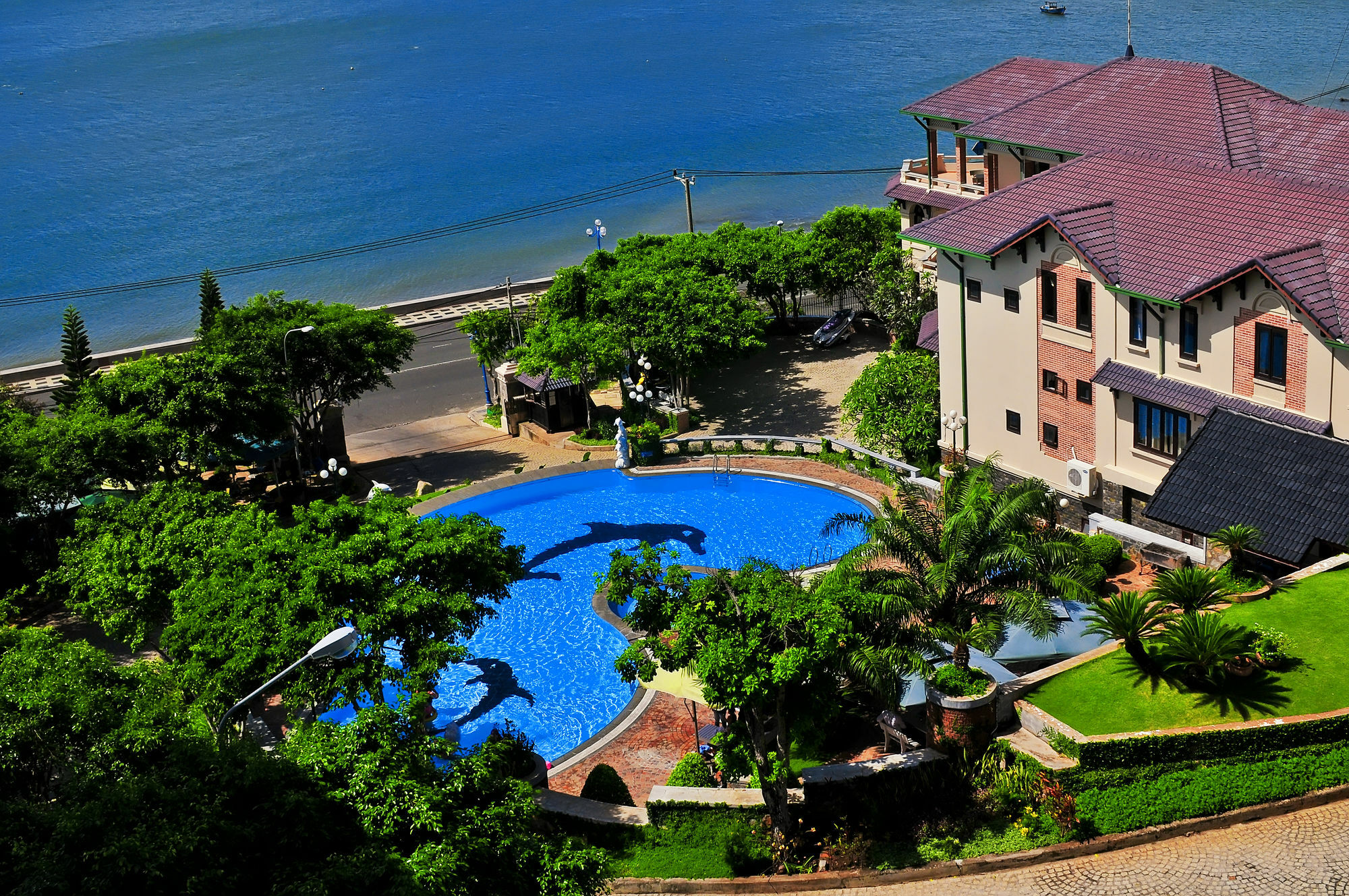 Beachfront Hotel Vung Tau Exterior photo